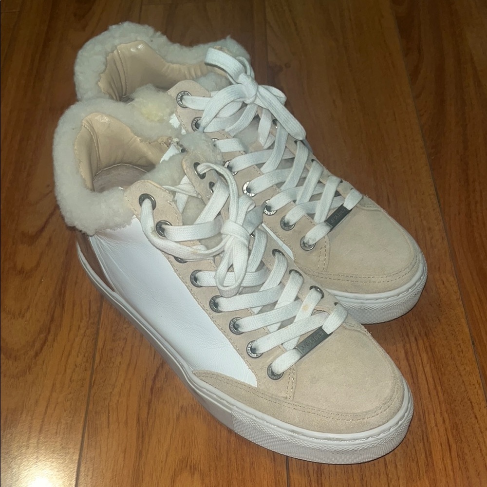 J/SLIDES Tan and White Casual Sneakers